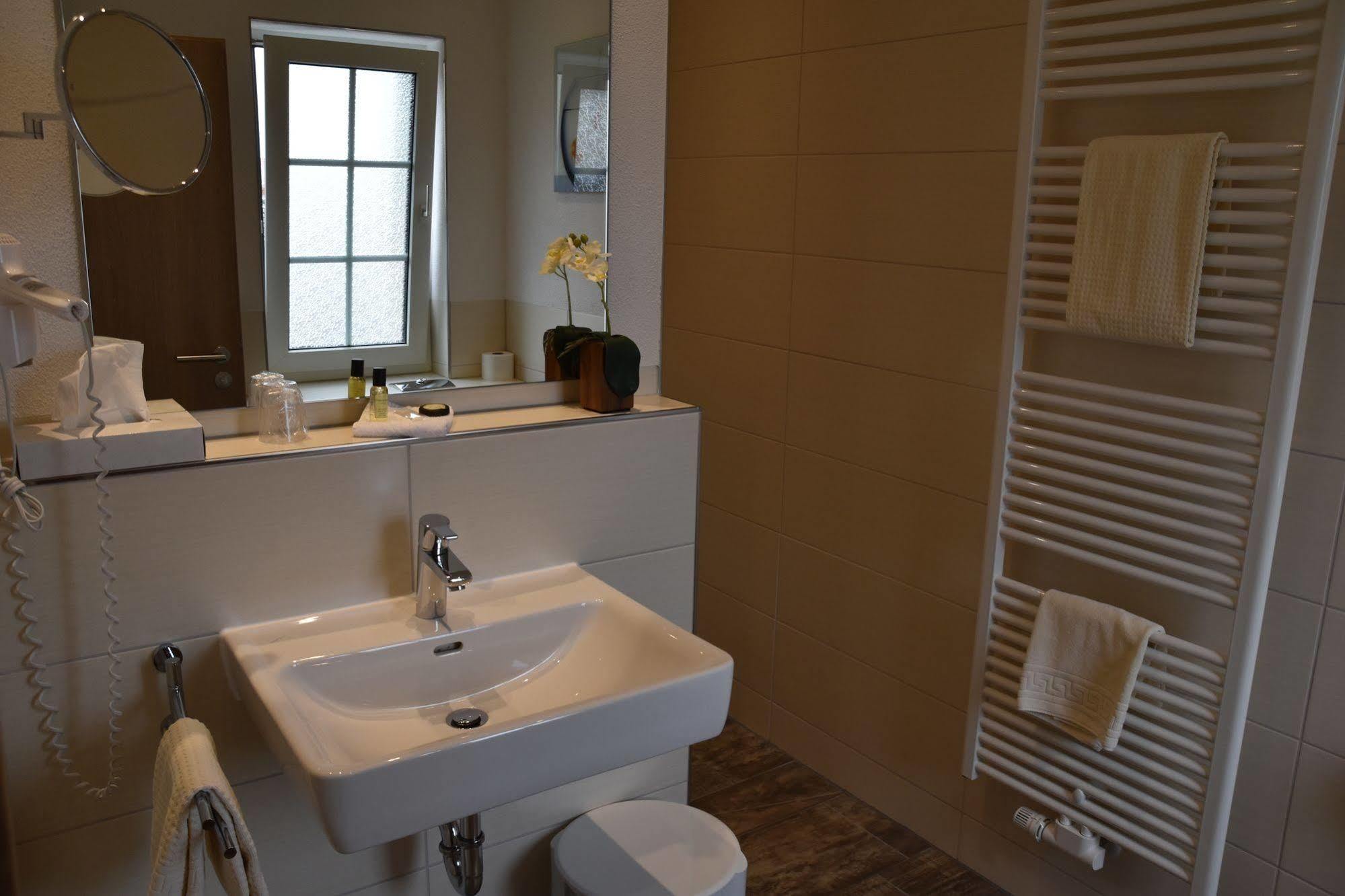 Hotel Fischzucht In Wuerzburg Kültér fotó