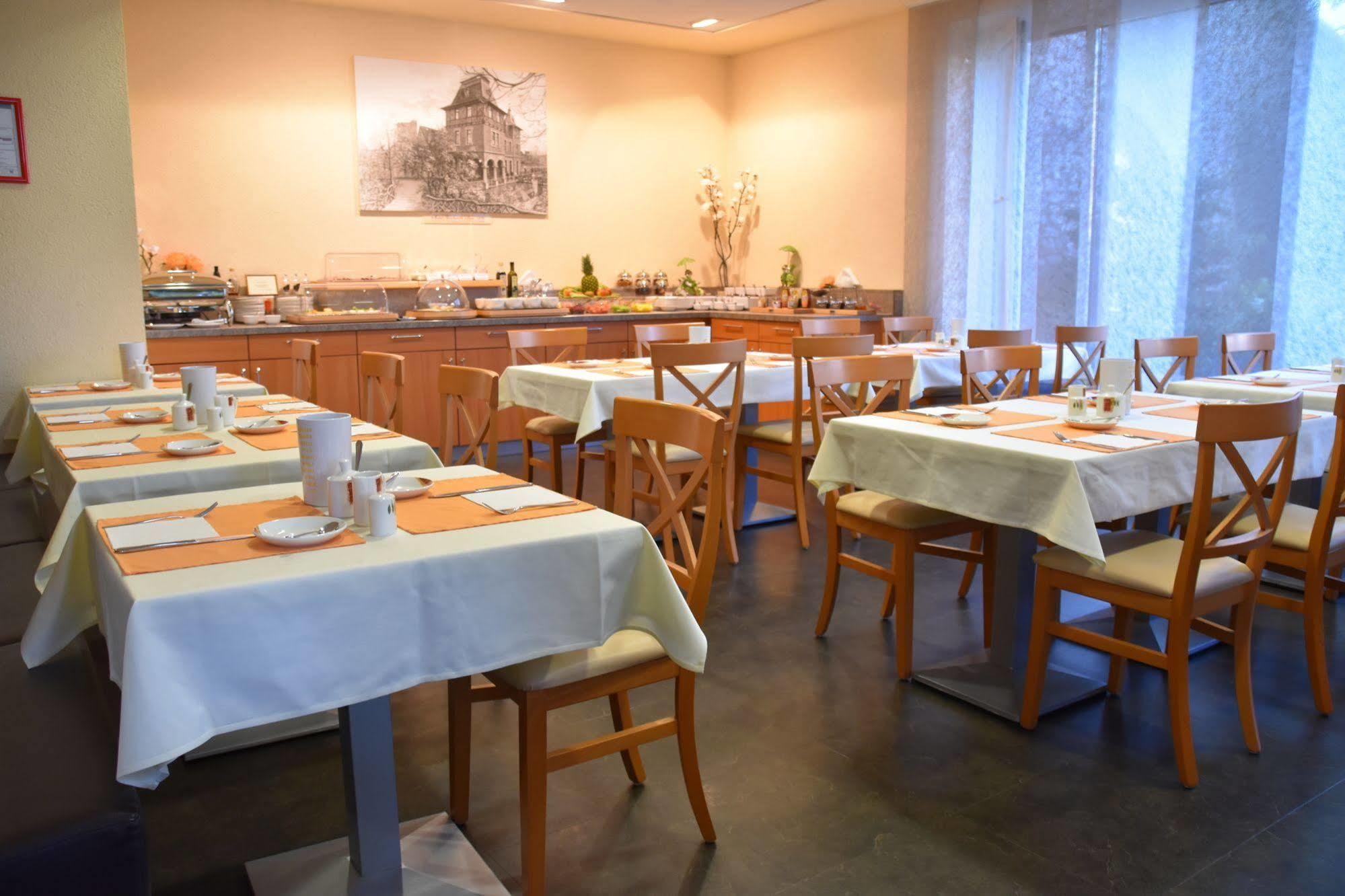 Hotel Fischzucht In Wuerzburg Kültér fotó